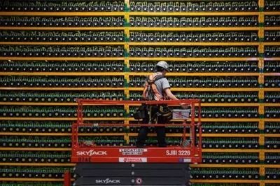 A mining farm using green energy sources