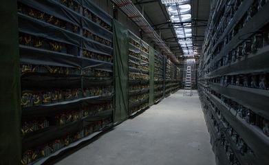 Mining farm hardware installation