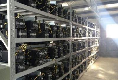 A geothermal power plant in Iceland supplies clean energy for Bitcoin mining farms.